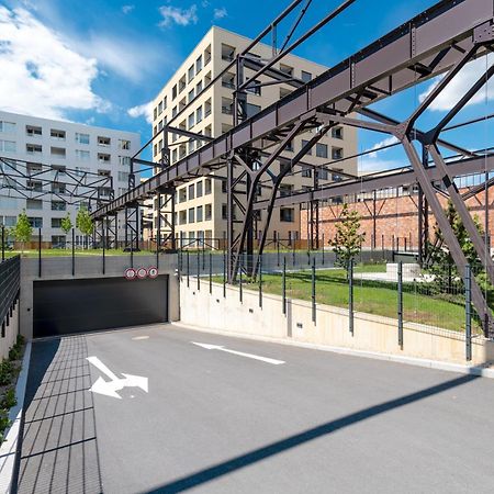 Bright 2Br - 5Th Floor, Balcony, Free Parking By Gravity Prague Lägenhet Exteriör bild