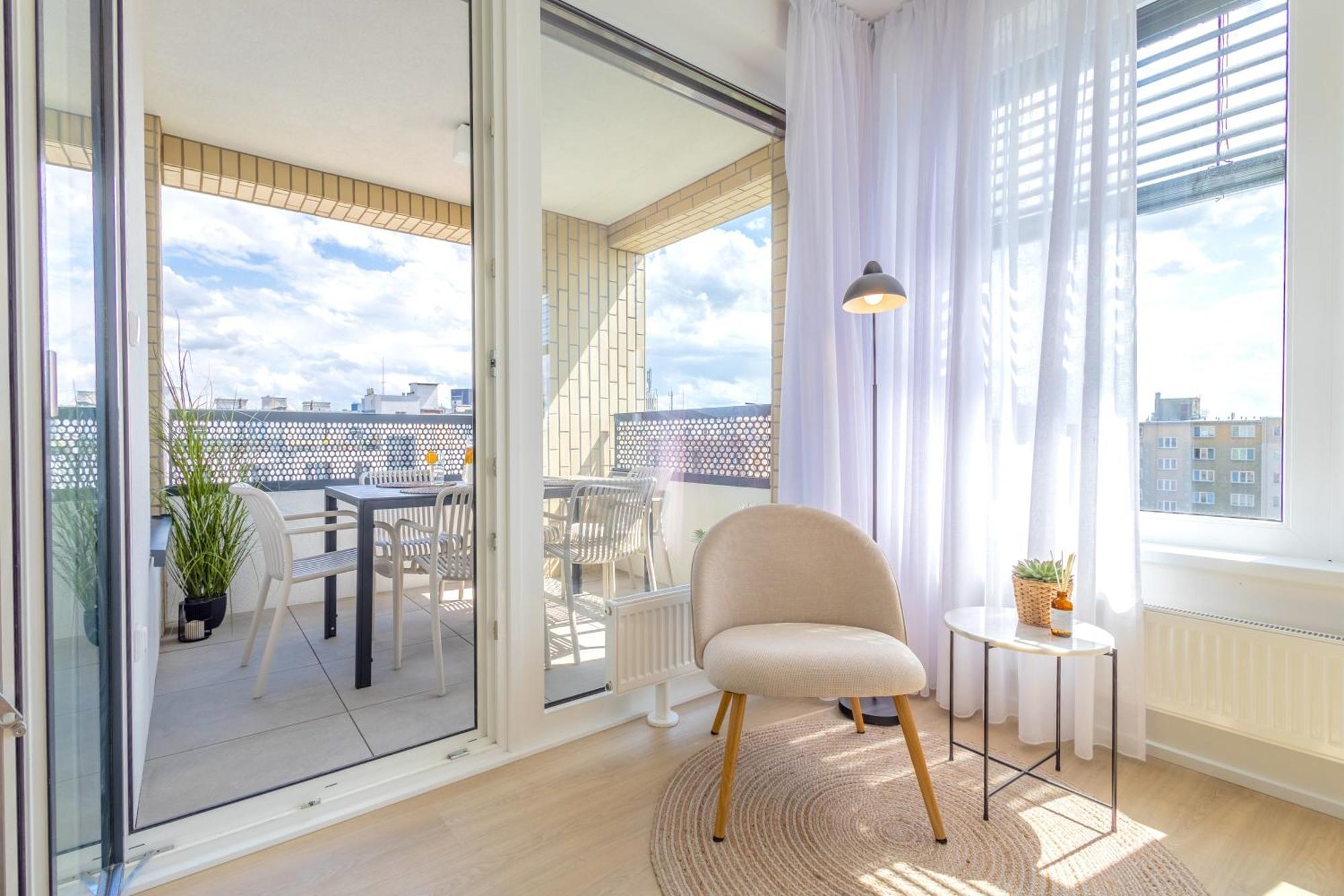 Bright 2Br - 5Th Floor, Balcony, Free Parking By Gravity Prague Lägenhet Exteriör bild